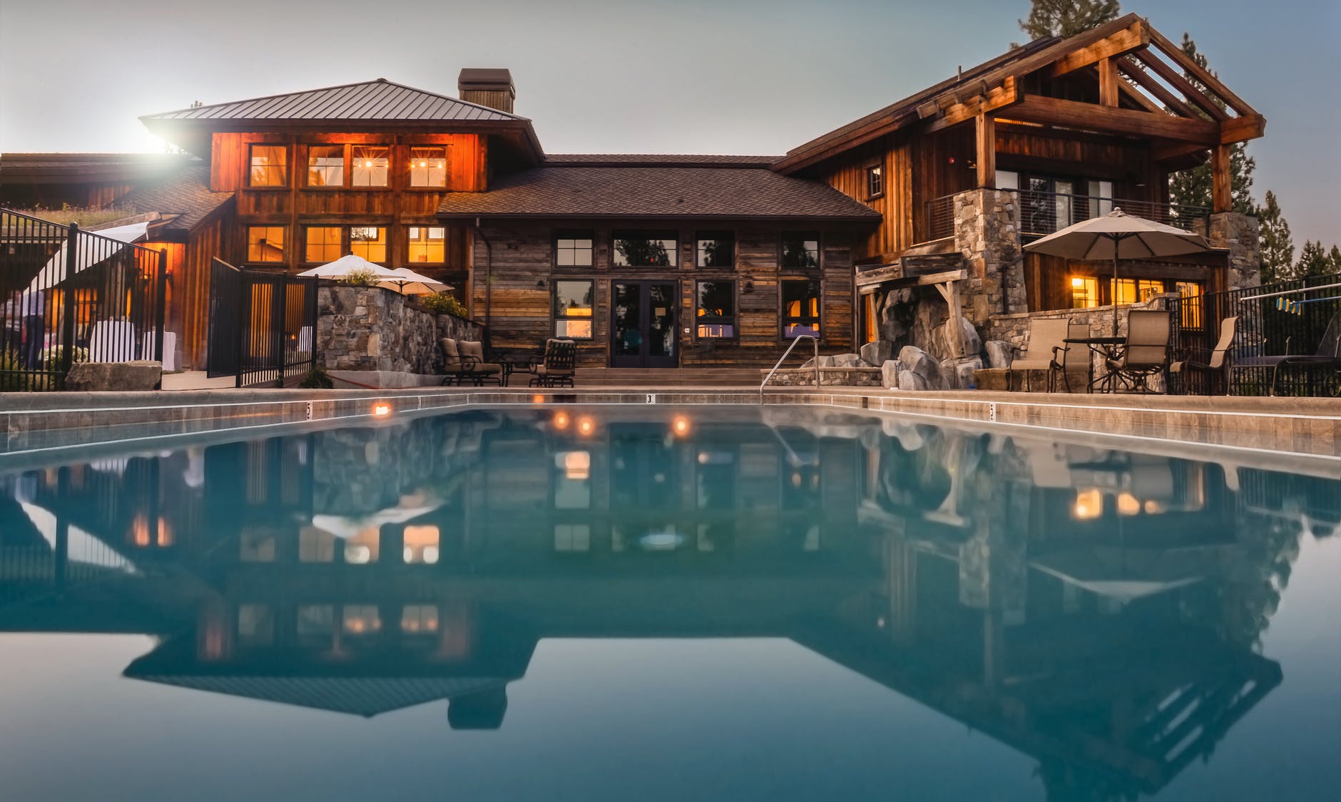 Eleven777-Luxury-Villa-InboundMarketing-pexels-photo